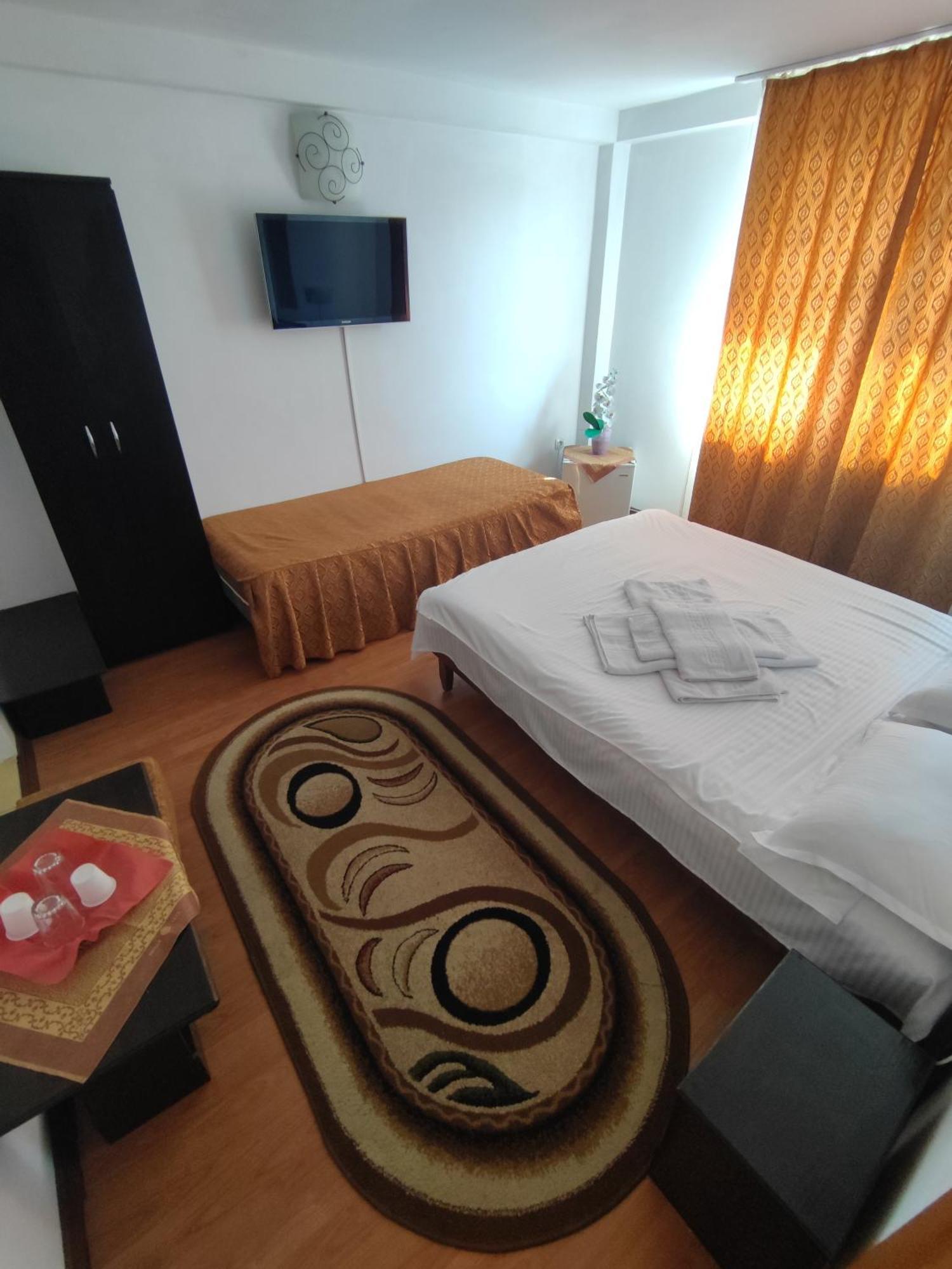 Dumbrava Roşie Camere De Inchiriat Edelweiss מראה חיצוני תמונה