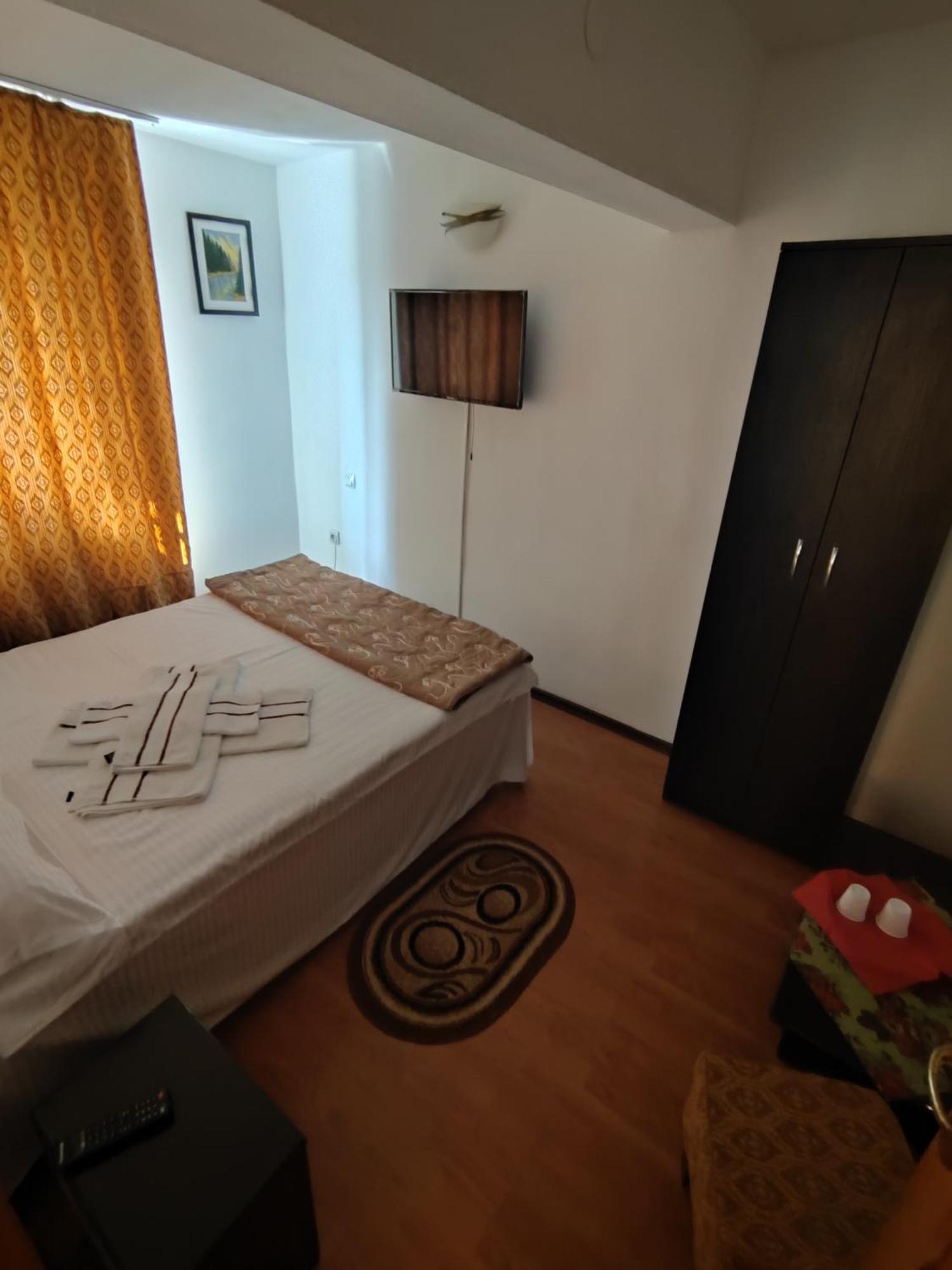 Dumbrava Roşie Camere De Inchiriat Edelweiss מראה חיצוני תמונה